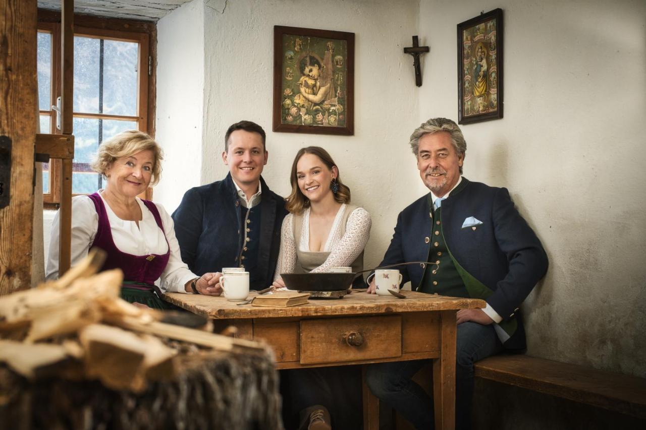 Hotel Pettneuerhof Pettneu am Arlberg Eksteriør billede